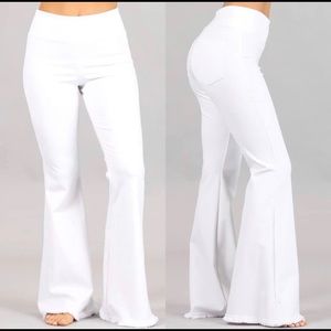 Chatoyant White Frayed Hem High Waisted Bell Bottom Pants